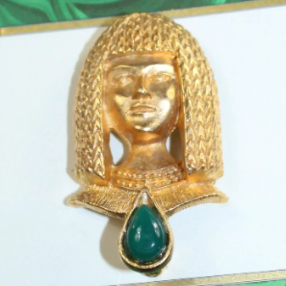 Margot Townsend Gold Egyptian Face Emerald Color Inverted Teardrop Stone
